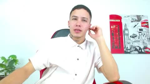 Snapshot of cumandres chatting on May 19, 2026, 3:07 pm cumandres online show from May 19, 2026, 3:07 pm