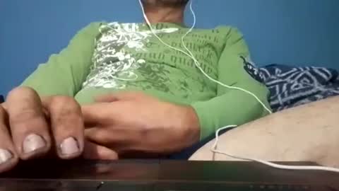 Snapshot of cumbian_chero chatting on July 9, 2026, 3:32 am cumbian_chero online show from July 9, 2026, 3:32 am