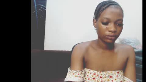 Snapshot of cumebony_petit chatting on April 29, 2026, 5:30 pm cumebony_petit online show from April 29, 2026, 5:30 pm