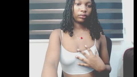 Snapshot of cumebony_petit chatting on May 3, 2026, 1:28 pm cumebony_petit online show from May 3, 2026, 1:28 pm