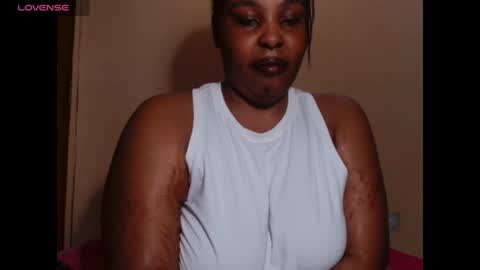 Sweet mona online show from June 19, 2026, 12:53 pm