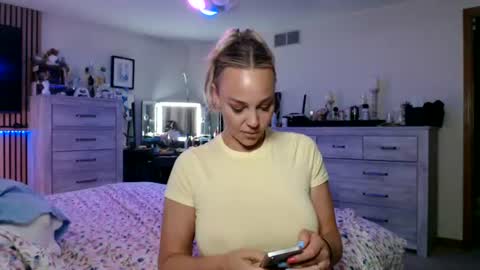 Snapshot of cumguzzlingskank chatting on June 18, 2026, 9:19 pm cumguzzlingskank online show from June 18, 2026, 9:19 pm
