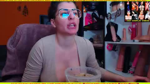 cuminmenowbby online show from January 6, 2025, 3:19 pm