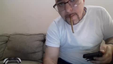 cummachine2022 online show from March 7, 2025, 1:53 am