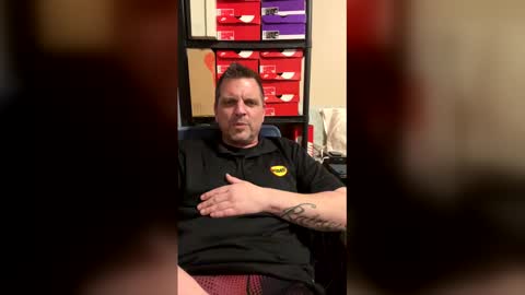 cummsalot425 online show from April 17, 2026, 11:30 pm