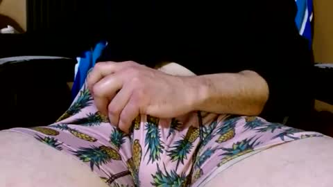 cumshard35 online show from April 17, 2026, 2:47 am