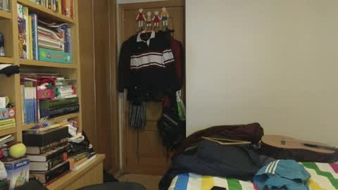 curiosillo1983 online show from April 1, 2026, 3:53 pm