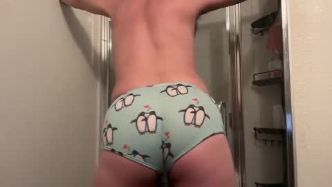 Snapshot of curiousbwcc chatting on November 24, 2025, 2:55 am curiousbwcc online show from November 24, 2025, 2:55 am