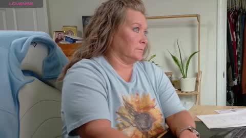 curious couple online show from February 3, 2026, 3:06 pm