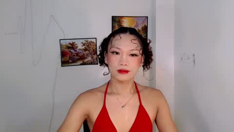 Snapshot of curly_19girl chatting on July 26, 2026, 4:20 am LIN online show from July 26, 2026, 4:20 am