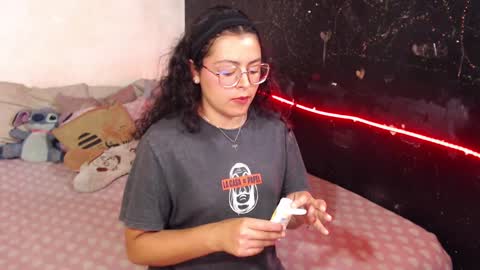 Snapshot of curlycool chatting on January 27, 2025, 1:48 am Max and Cata online show from January 27, 2025, 1:48 am