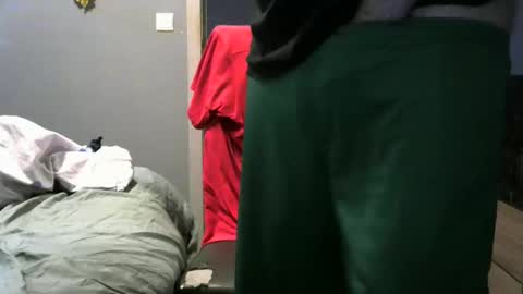 curlyfurly online show from November 19, 2025, 11:05 pm