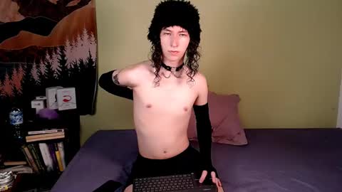 Snapshot of curlyytwink chatting on January 25, 2025, 12:26 pm Noah online show from January 25, 2025, 12:26 pm