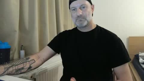 Curman85 online show from December 22, 2024, 11:09 pm