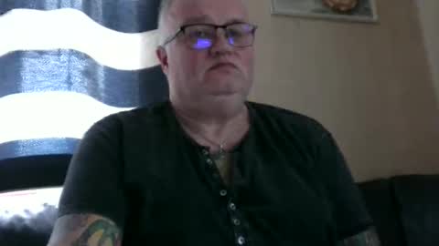 curtus14 online show from December 23, 2025, 9:29 am