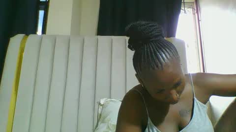 Snapshot of curvybootyj chatting on February 11, 2025, 4:11 am CuteJJudy online show from February 11, 2025, 4:11 am