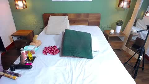 Snapshot of curvyebonyy_ chatting on December 24, 2024, 2:54 am Danna online show from December 24, 2024, 2:54 am