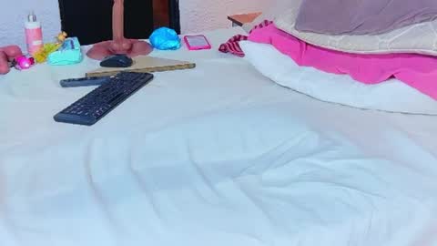 Danna online show from July 28, 2026, 3:21 pm