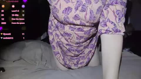 Snapshot of curvygothfemboy chatting on December 5, 2024, 1:25 am Curvygothfemboy online show from December 5, 2024, 1:25 am