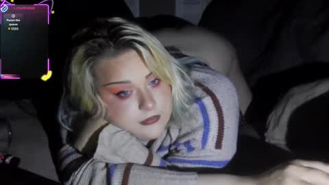 Snapshot of curvygothfemboy chatting on May 6, 2026, 6:30 am Curvygothfemboy online show from May 6, 2026, 6:30 am