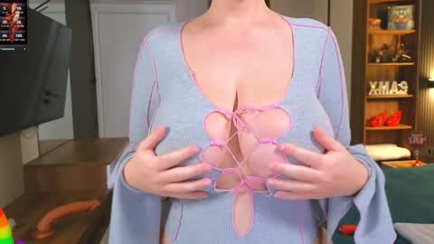 CurvyJules online show from December 13, 2024, 5:05 am