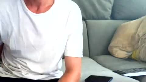 curvylover046 online show from July 26, 2026, 4:25 pm
