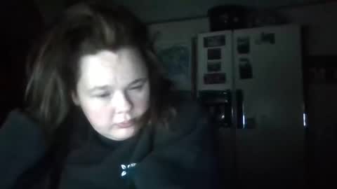 dahlia -kim online show from December 2, 2024, 10:28 am