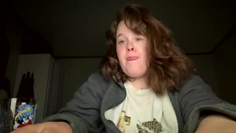 dahlia -kim online show from April 19, 2026, 7:18 am