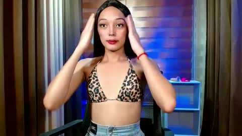 Snapshot of curybb_hanna19 chatting on April 8, 2026, 6:57 am BBY CURLYHANNA online show from April 8, 2026, 6:57 am