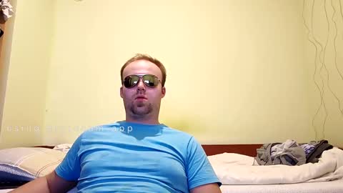 cute69696969 online show from February 8, 2025, 9:15 pm