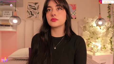 Amber  online show from November 12, 2025, 8:52 pm