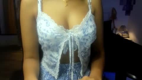 Snapshot of cute_alishaa chatting on May 22, 2026, 5:25 am Alisha online show from May 22, 2026, 5:25 am