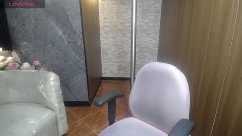 cute_angel_1 online show from July 14, 2026, 3:00 am