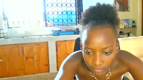 Snapshot of cute_annah chatting on July 23, 2026, 5:05 am cute annah online show from July 23, 2026, 5:05 am
