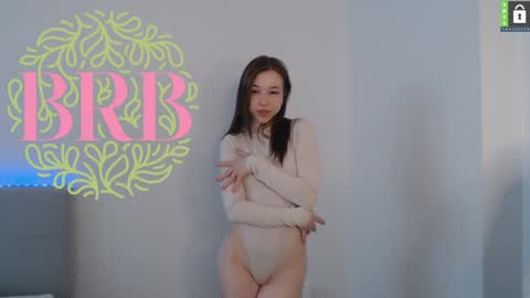 Snapshot of cute_beauty chatting on January 30, 2025, 12:18 am Amanda online show from January 30, 2025, 12:18 am