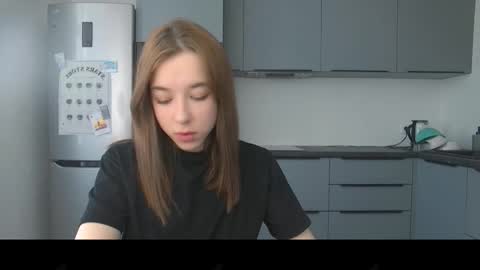 Snapshot of cute_beauty chatting on November 28, 2025, 10:07 am Amanda online show from November 28, 2025, 10:07 am