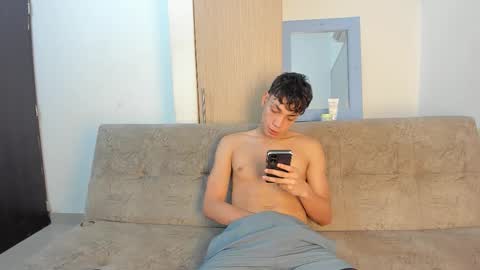 ARTURO-18  MATIAS-18  NIKOLAY-19  HADES-18  GABO-19 online show from March 19, 2026, 7:40 pm