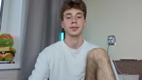 Snapshot of cute_brian chatting on July 10, 2026, 1:36 pm Im Brian online show from July 10, 2026, 1:36 pm