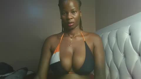 Snapshot of cute_dani01 chatting on September 21, 2025, 11:50 pm Dani online show from September 21, 2025, 11:50 pm