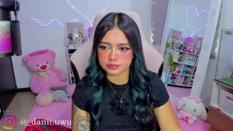 Snapshot of cute_dani__ chatting on April 22, 2026, 3:46 pm Dani online show from April 22, 2026, 3:46 pm