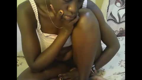 cute_doria online show from March 6, 2025, 1:16 am