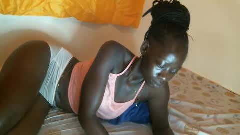 cute_doria online show from September 15, 2025, 5:18 am