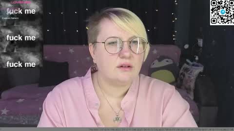 Snapshot of cute_hanna_bbw chatting on May 27, 2026, 7:00 pm Hanna online show from May 27, 2026, 7:00 pm