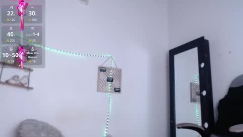 Cute horny1 online show from October 3, 2025, 4:31 am