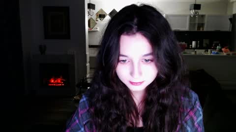 Lilia online show from May 2, 2026, 6:13 pm