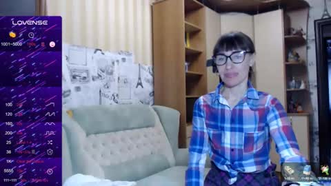 cute_lion_ online show from December 30, 2024, 12:20 pm