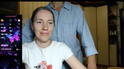 cute_lion_ online show from September 11, 2025, 2:28 pm