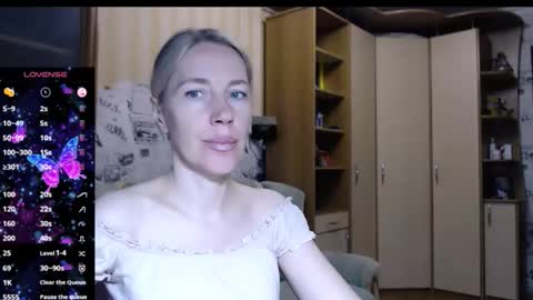 cute_lion_ online show from September 20, 2025, 6:58 am