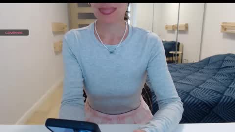 cute_lion_ online show from October 18, 2025, 12:06 pm