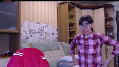 cute_lion_ online show from March 1, 2026, 12:07 pm